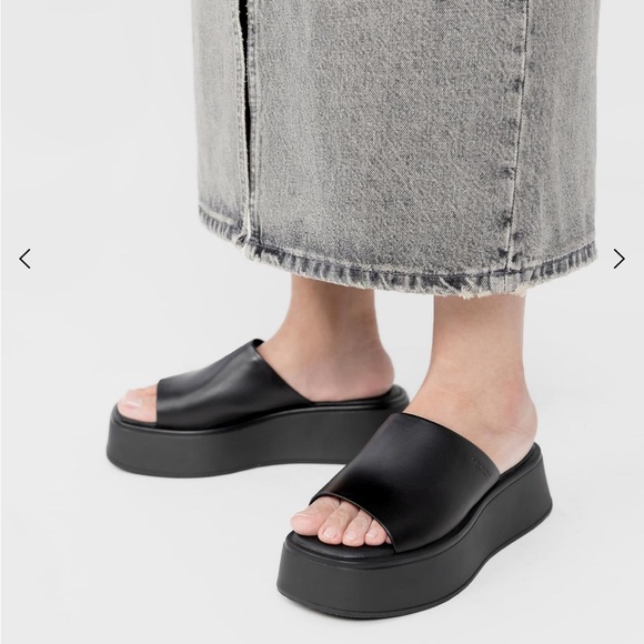 Vagabond Shoes - VAGABOND COURTNEY LEATHER SANDALS